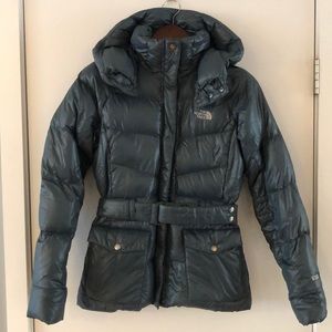 The North Face Women’s Waist 550 Jacket